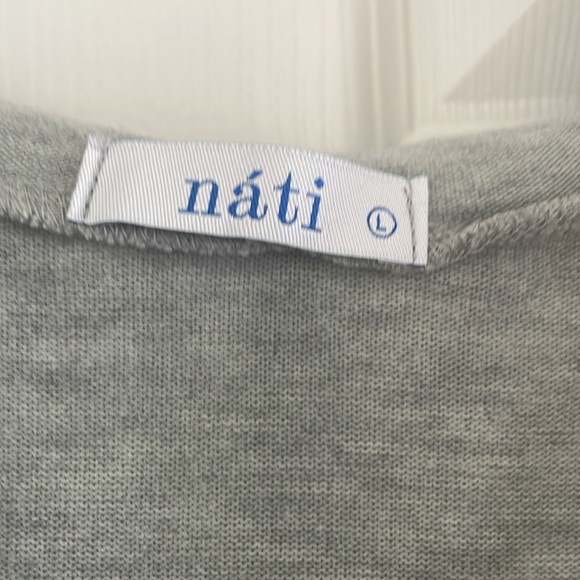 Nati Kangaroo Pocket Sweater tunic - Picture 2 of 10
